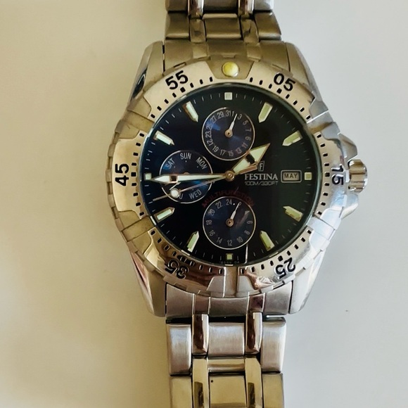 Men's Festina Quartz Watch , All Stainless Steel Water Resistant - Picture 4 of 6